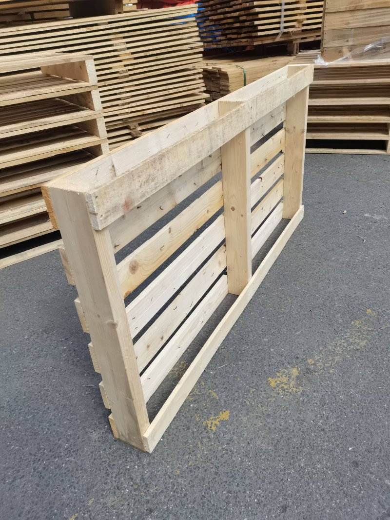 ����ľ���̹���ʵ��